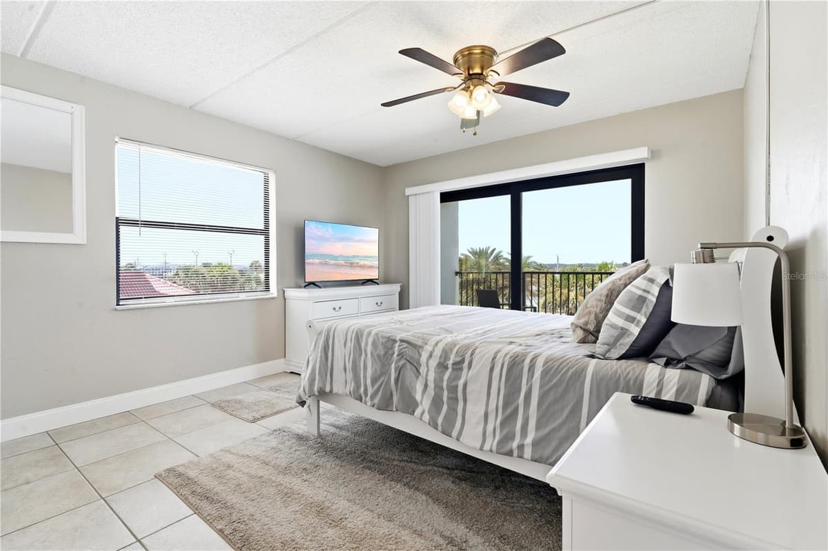 3807 ATLANTIC AVENUE — photo 36 of 47