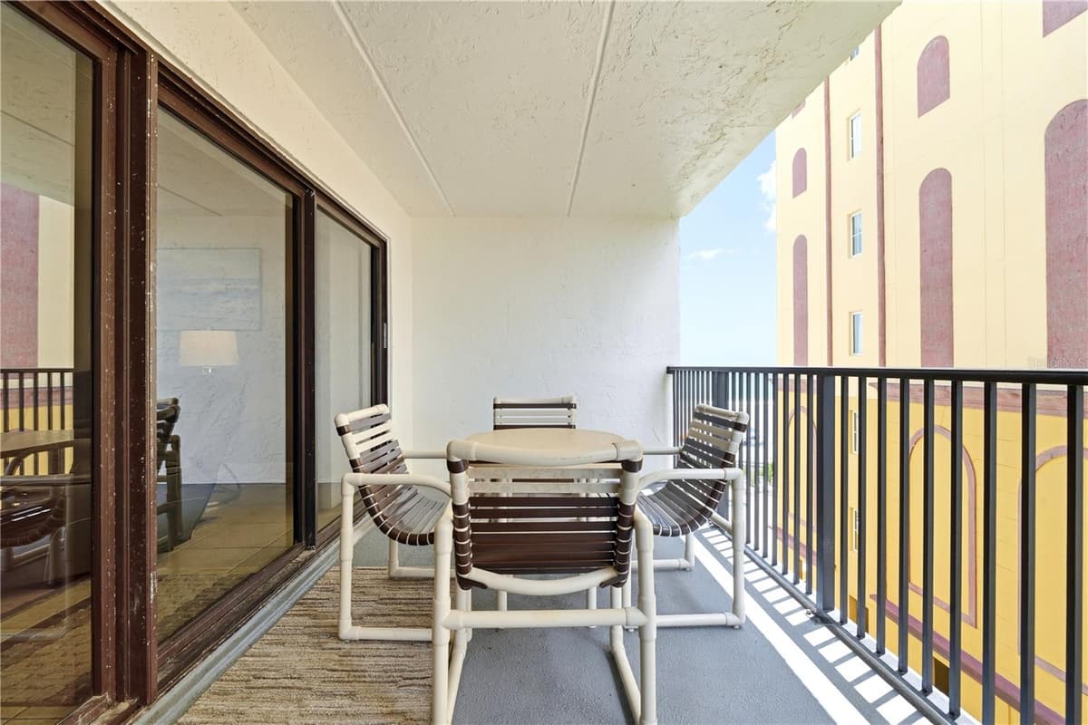 3807 ATLANTIC AVENUE — photo 7 of 47