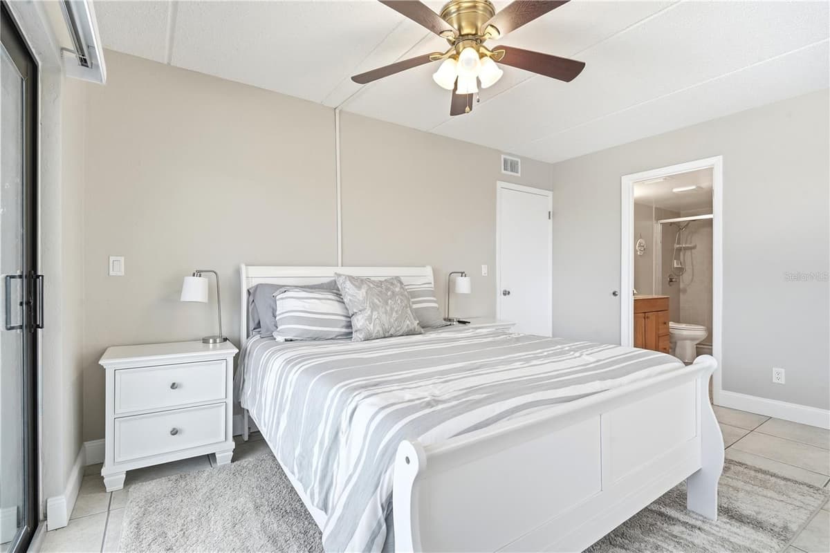 3807 ATLANTIC AVENUE — photo 39 of 47