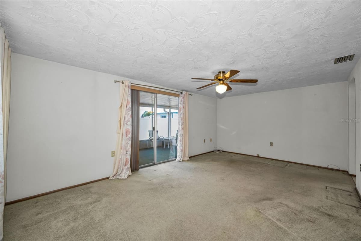 5834 EMBAY AVENUE — photo 31 of 55