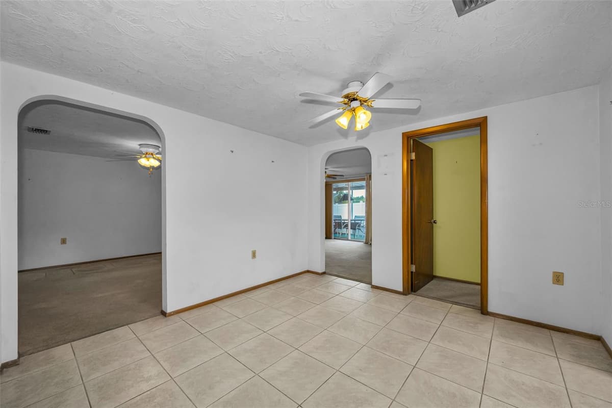 5834 EMBAY AVENUE — photo 26 of 55