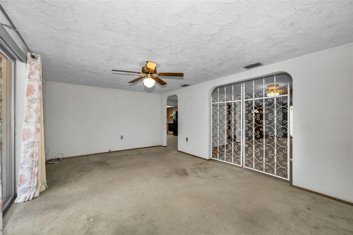 5834 EMBAY AVENUE — photo 32 of 55