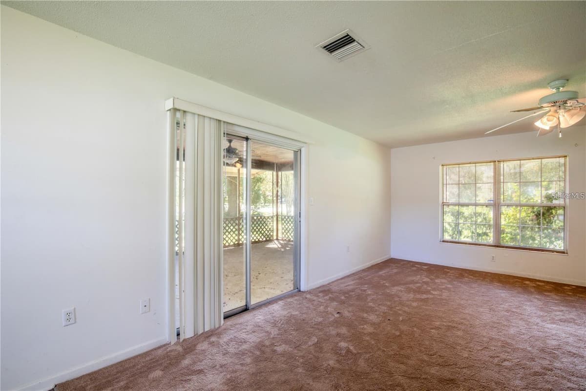 25525 COLMAR AVENUE — photo 5 of 15