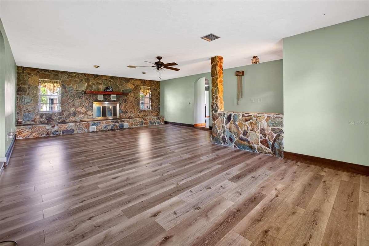 12776 87TH TERRACE — photo 8 of 41