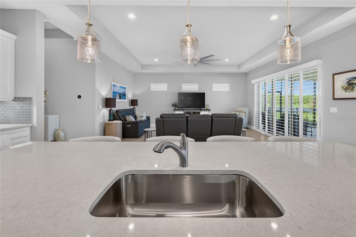 305 AQUAMARINE WAY — photo 15 of 58