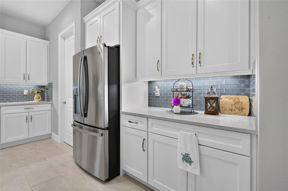 305 AQUAMARINE WAY — photo 14 of 58