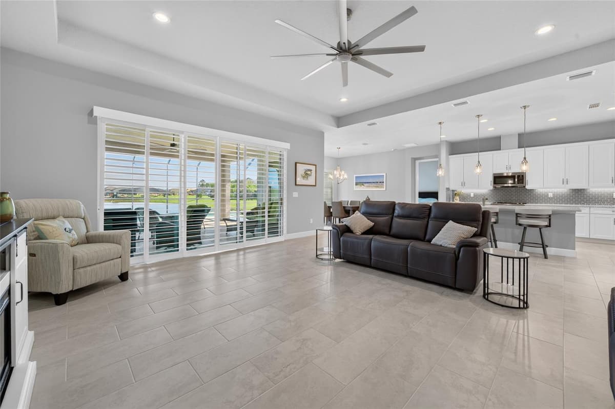 305 AQUAMARINE WAY — photo 17 of 58
