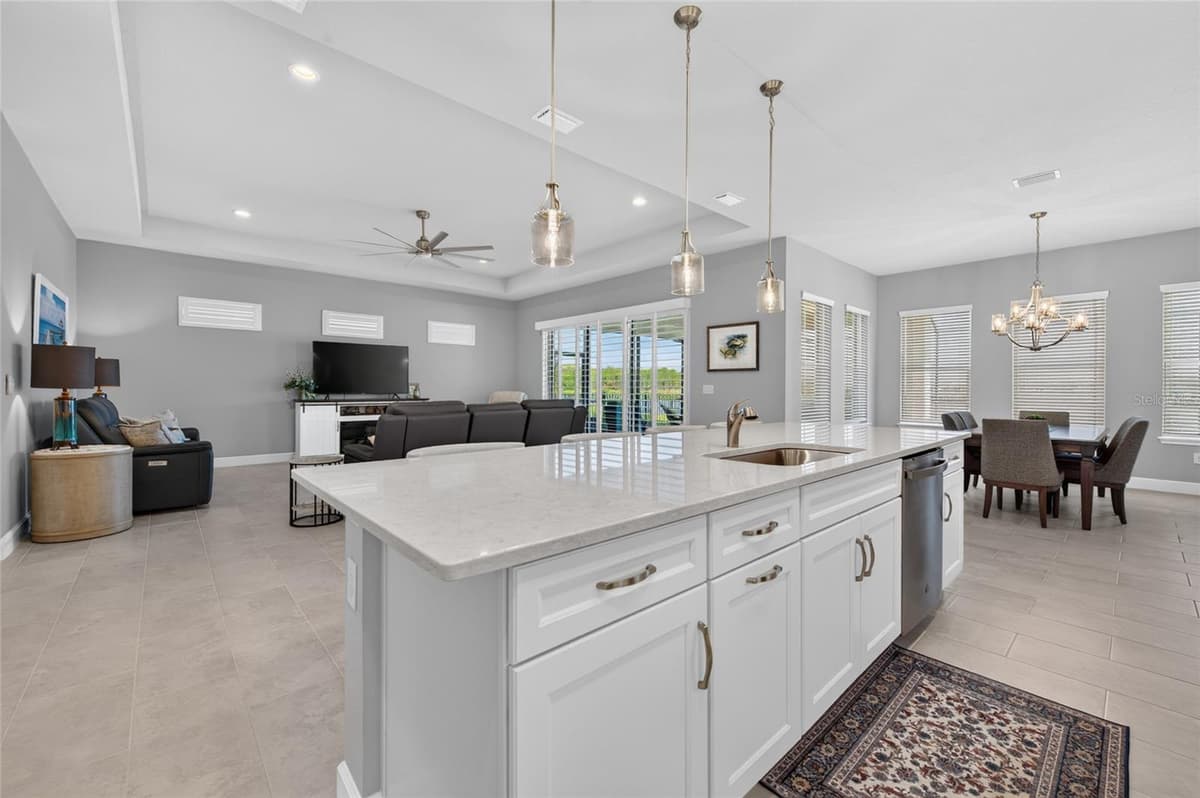 305 AQUAMARINE WAY — photo 11 of 58