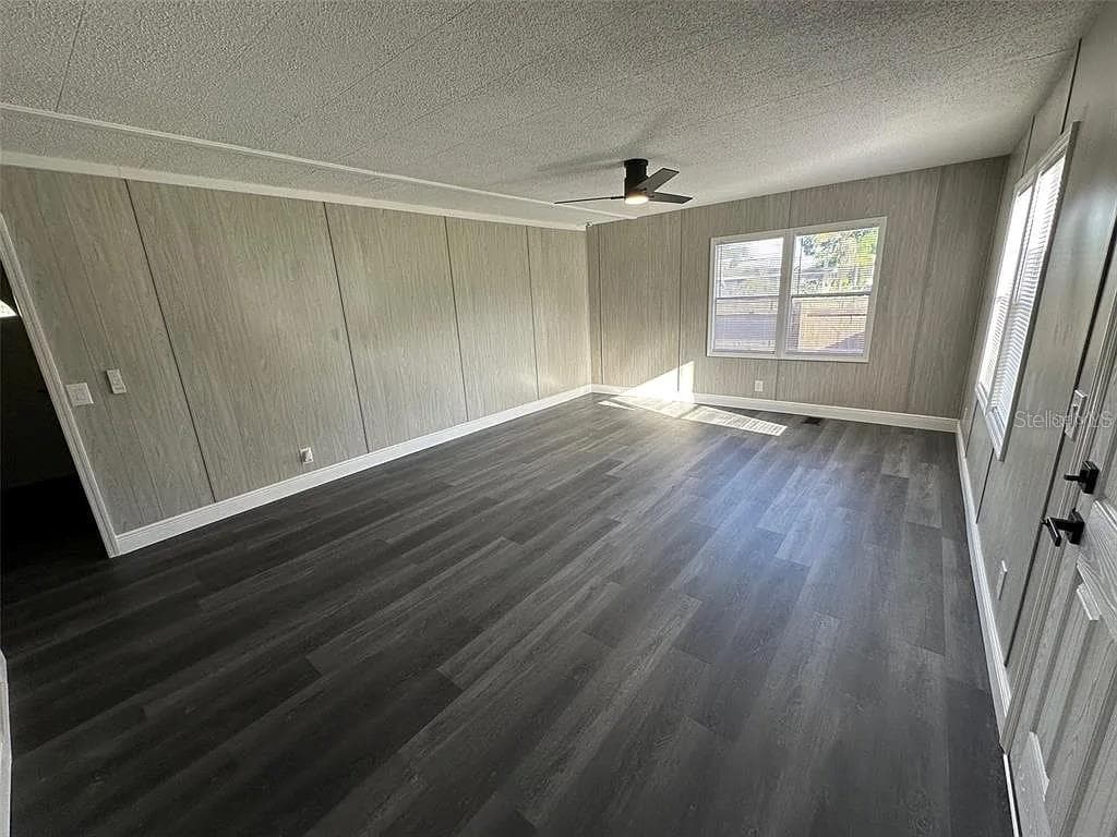 1704 MISSOURI AVENUE — photo 9 of 23