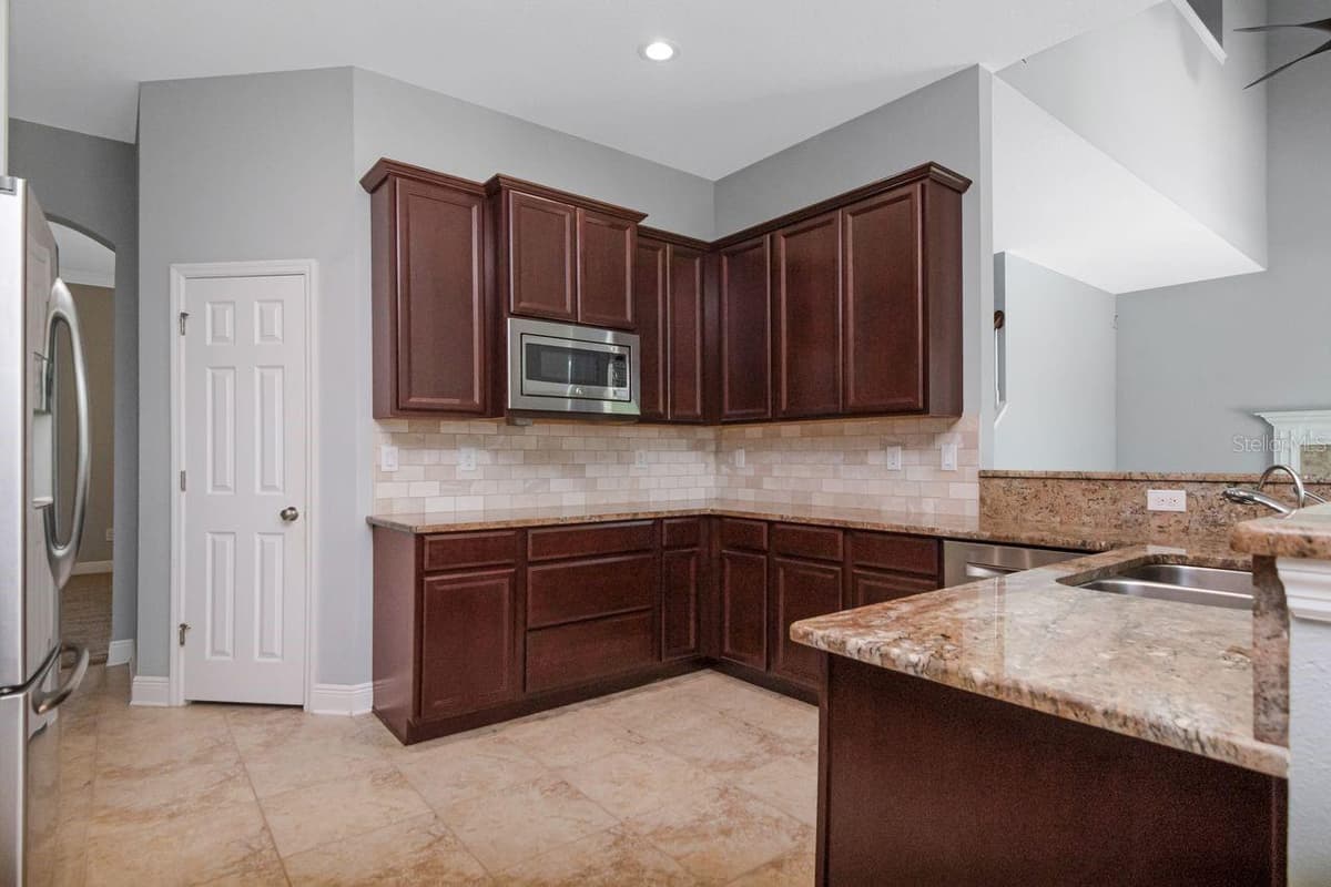 8703 ALAFIA HILLS DRIVE — photo 28 of 99