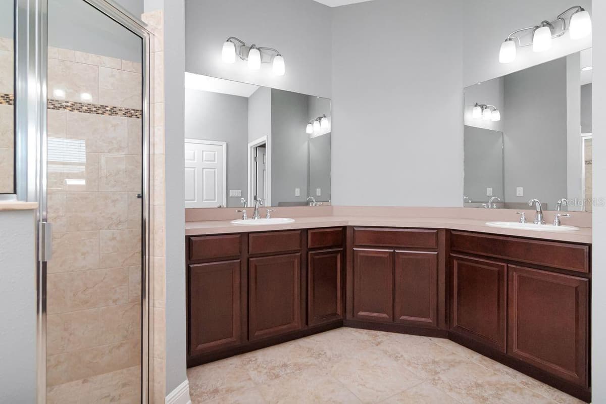 8703 ALAFIA HILLS DRIVE — photo 38 of 99