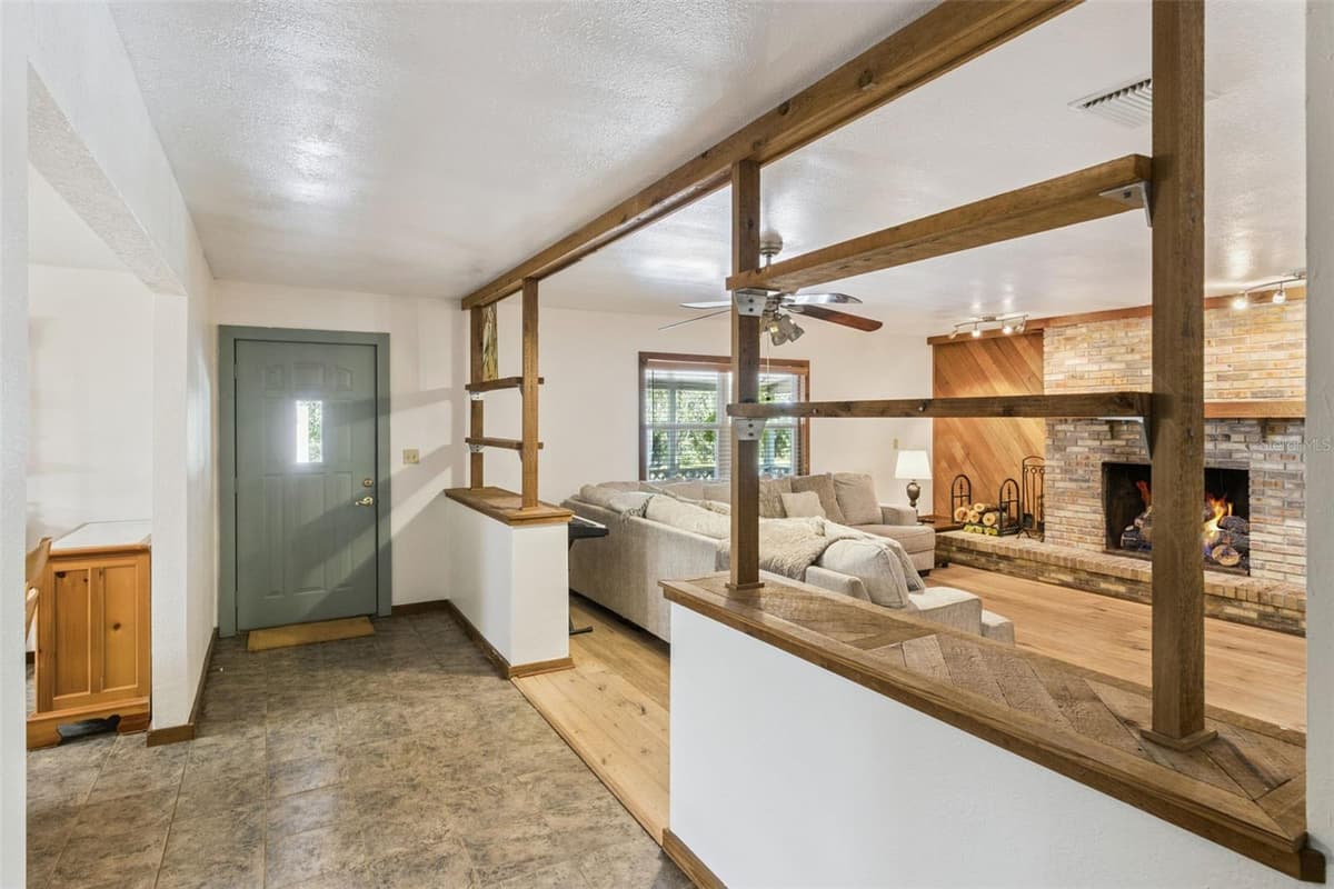 8681 DEER RUN DRIVE — photo 6 of 50