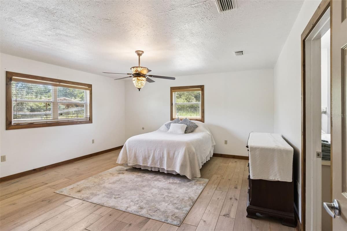 8681 DEER RUN DRIVE — photo 21 of 50