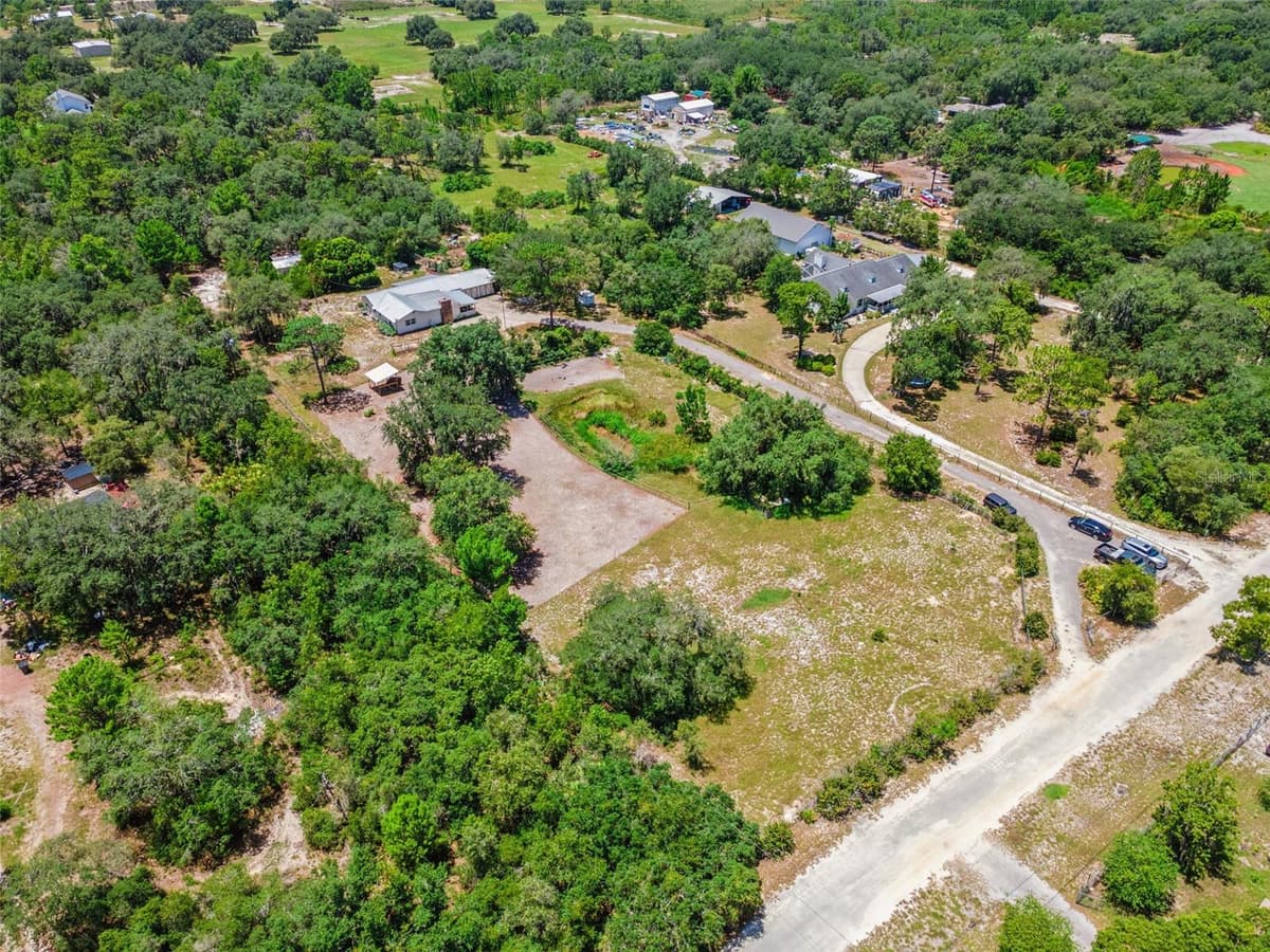 8681 DEER RUN DRIVE — photo 43 of 50