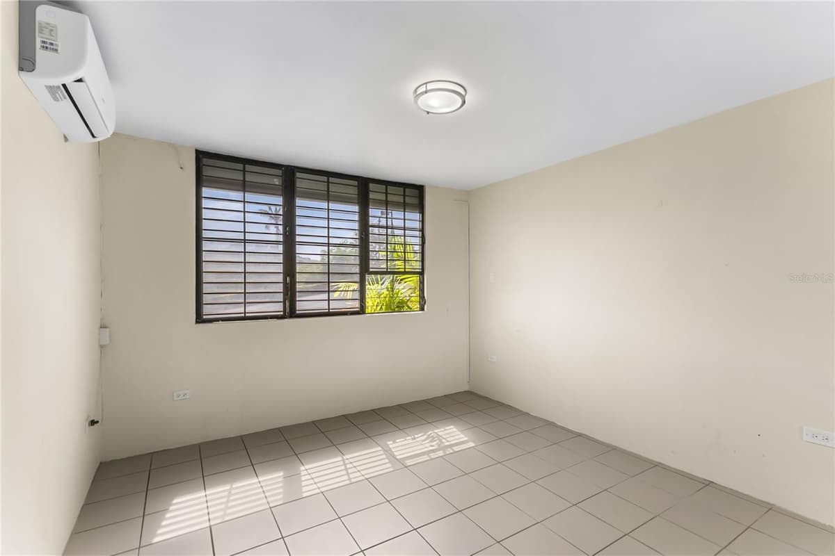 170 PALMAS DR — photo 29 of 45