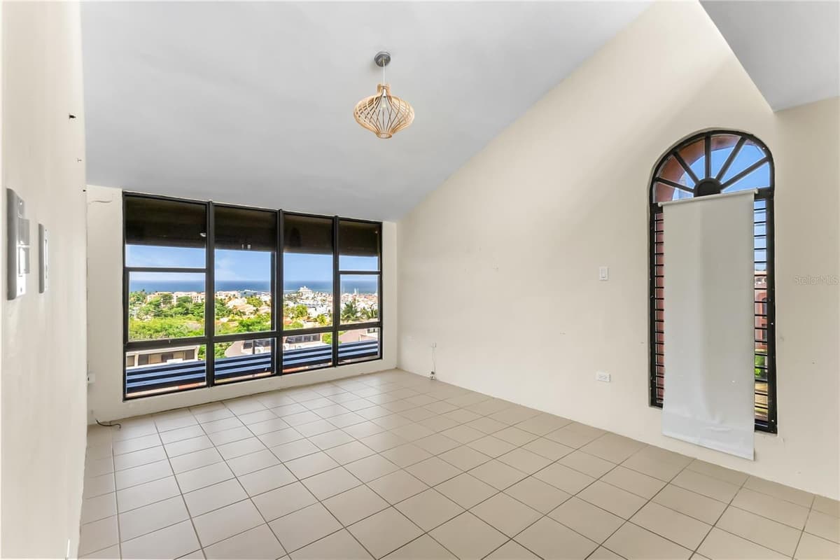 170 PALMAS DR — photo 31 of 45