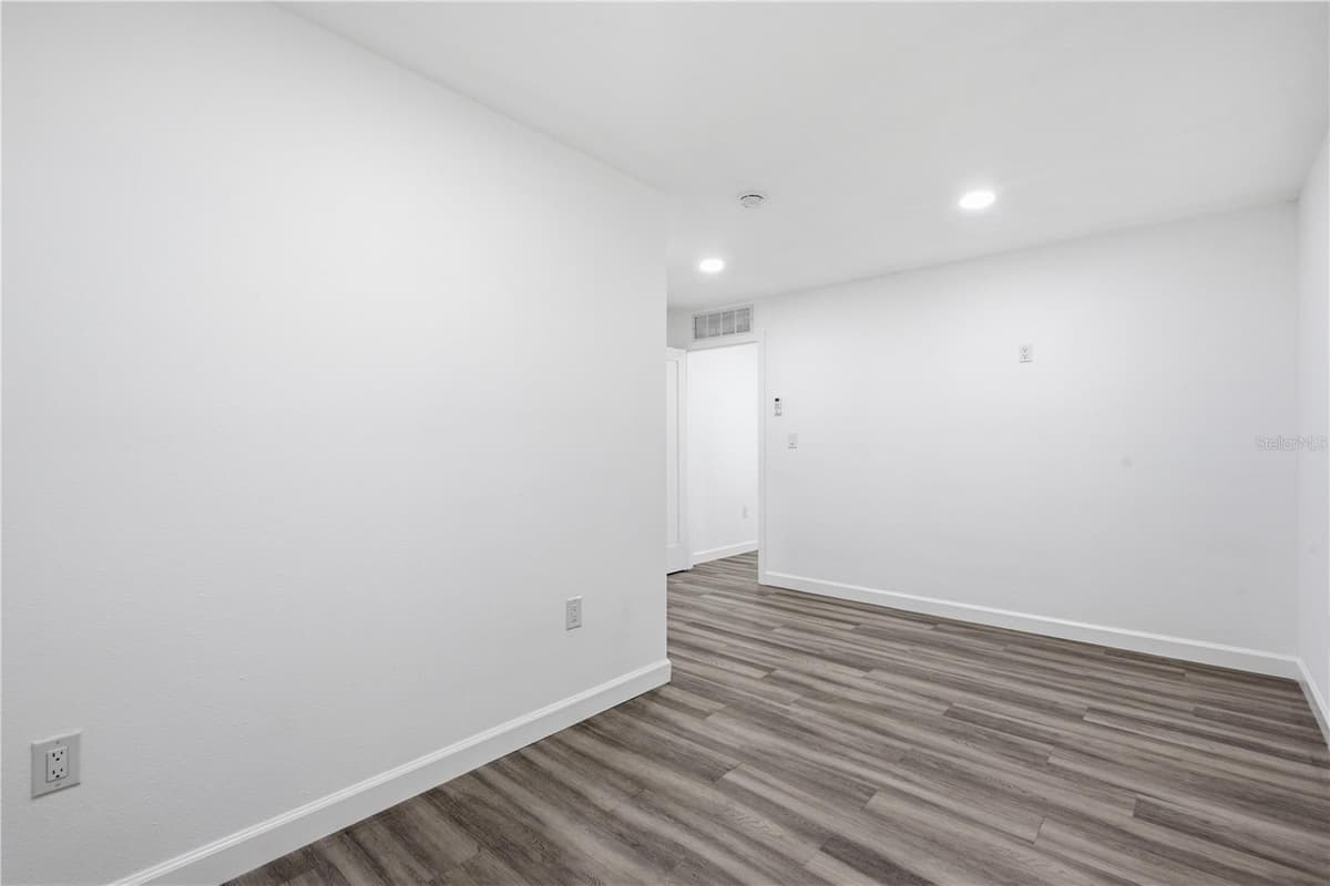 1433 ELLISON LANE — photo 54 of 70