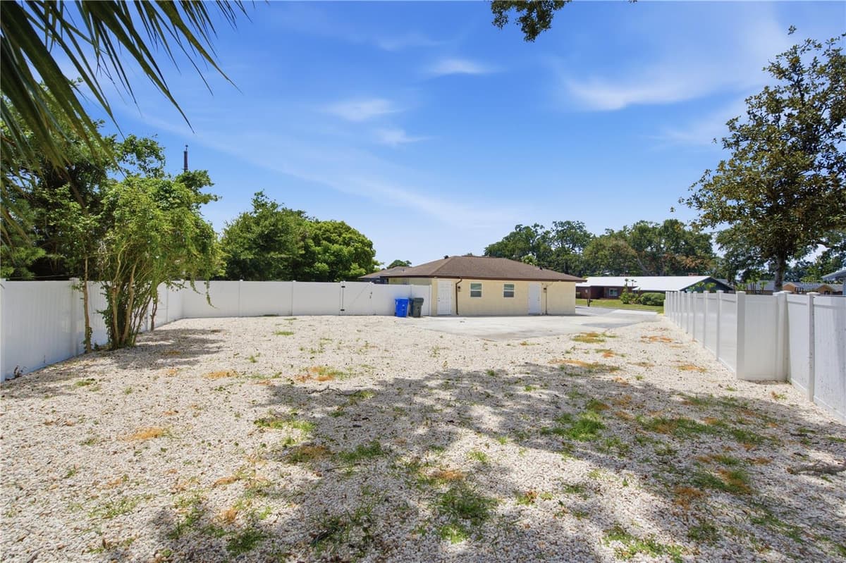 1433 ELLISON LANE — photo 8 of 70