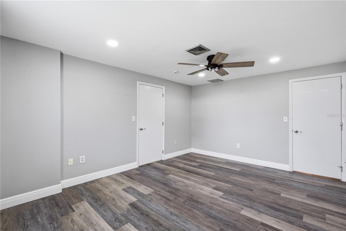 1433 ELLISON LANE — photo 35 of 70