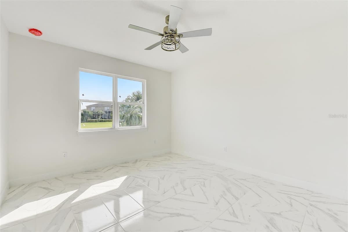 3889 WALKER ROAD — photo 7 of 49
