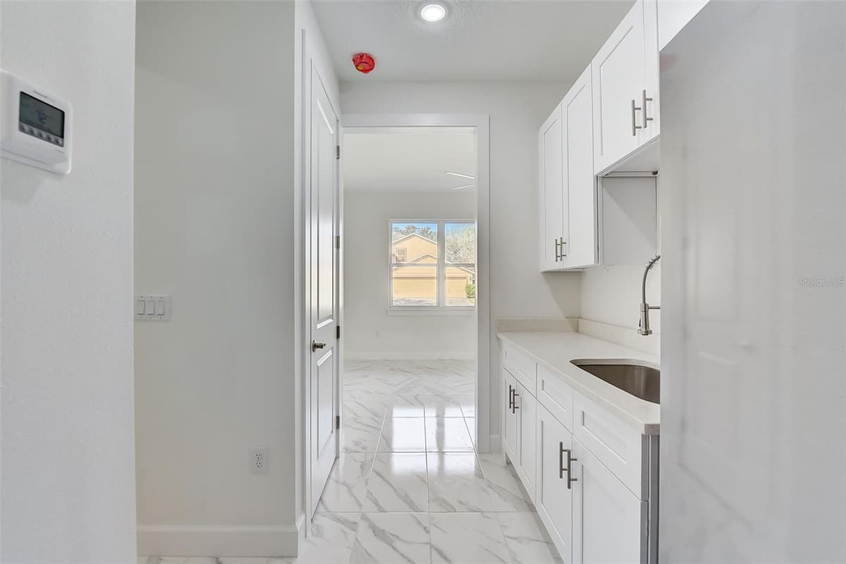 3889 WALKER ROAD — photo 18 of 49