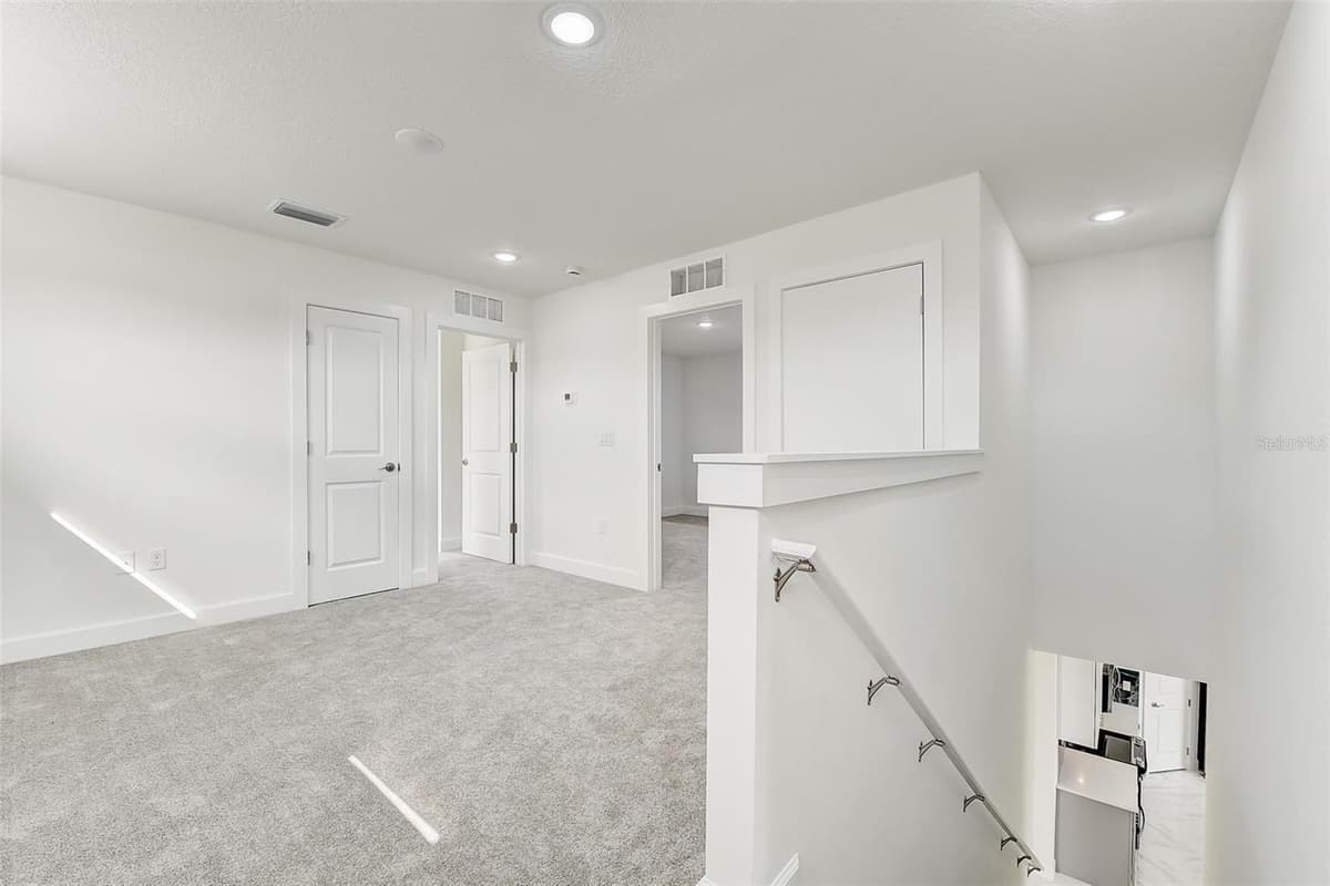 3889 WALKER ROAD — photo 31 of 49