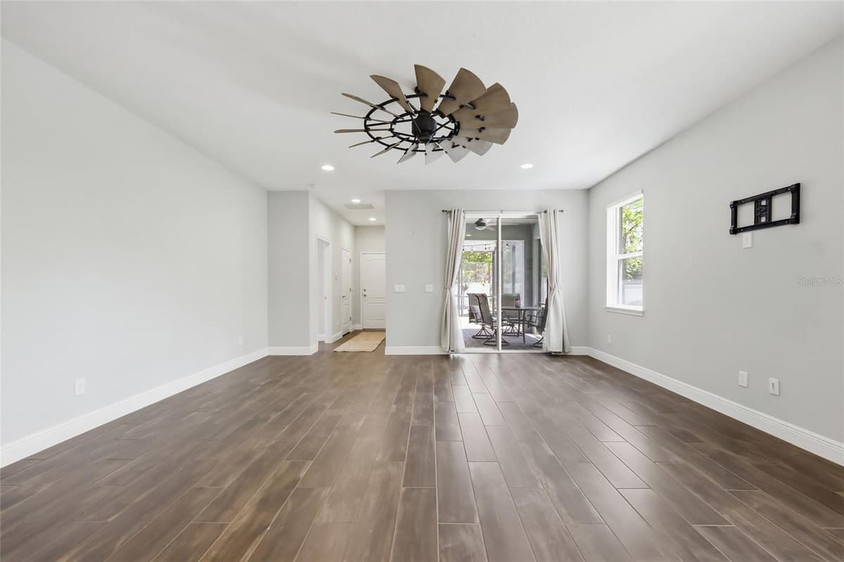 15415 SHONAN GOLD DRIVE — photo 9 of 60