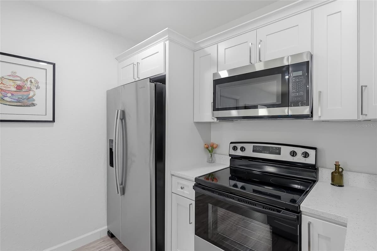 1313 SITKA STREET — photo 17 of 25