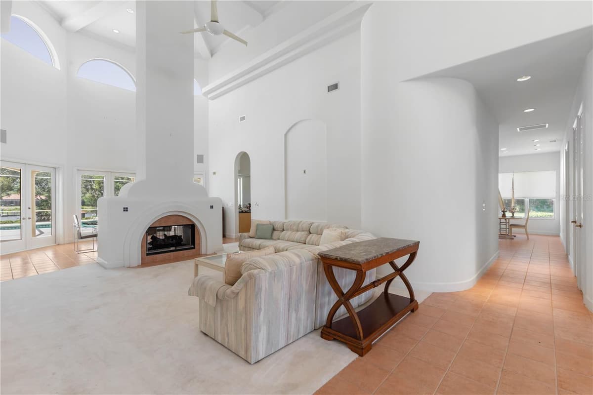 1 CAPRI COURT — photo 10 of 86