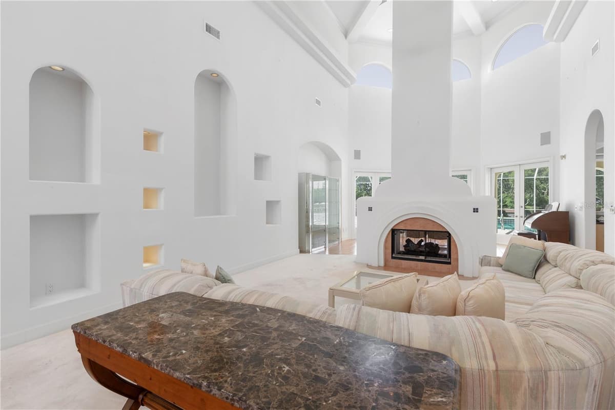 1 CAPRI COURT — photo 9 of 86