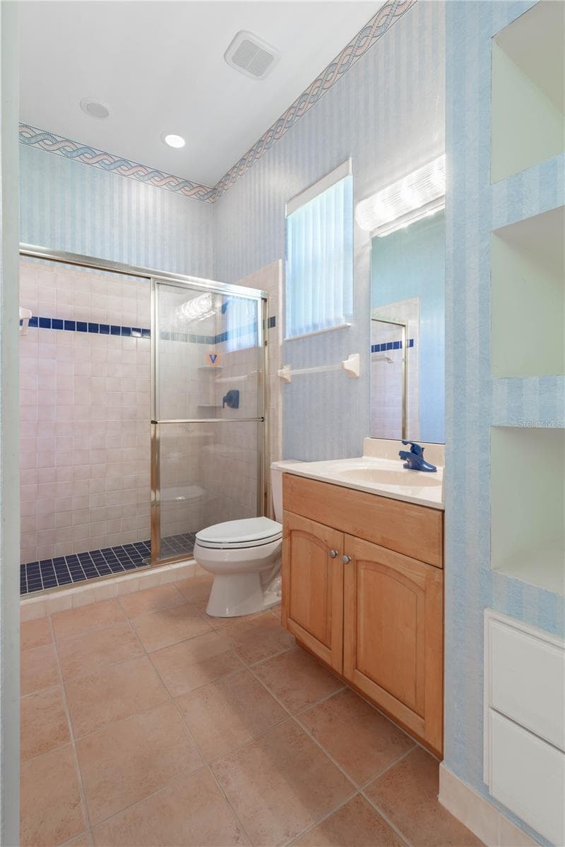 1 CAPRI COURT — photo 24 of 86