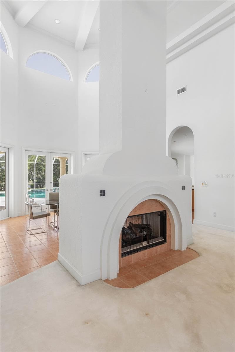 1 CAPRI COURT — photo 13 of 86