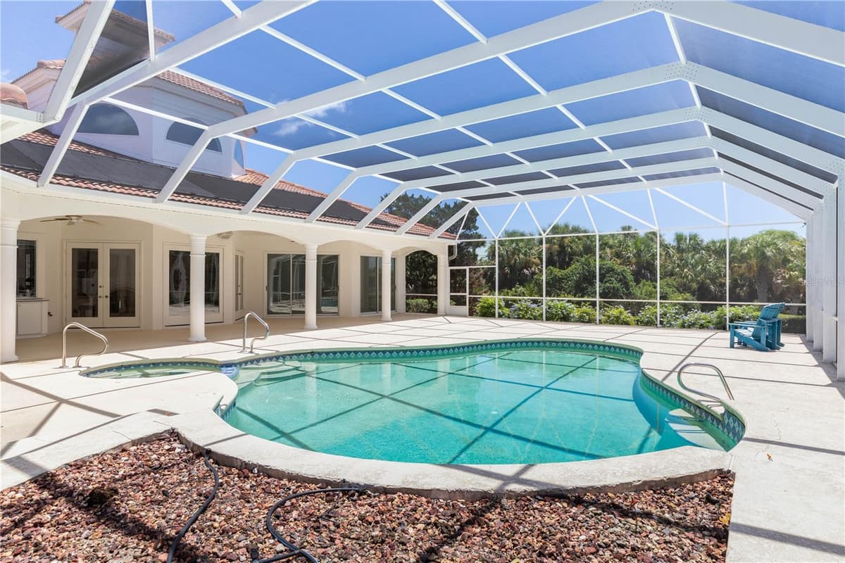 1 CAPRI COURT — photo 41 of 86