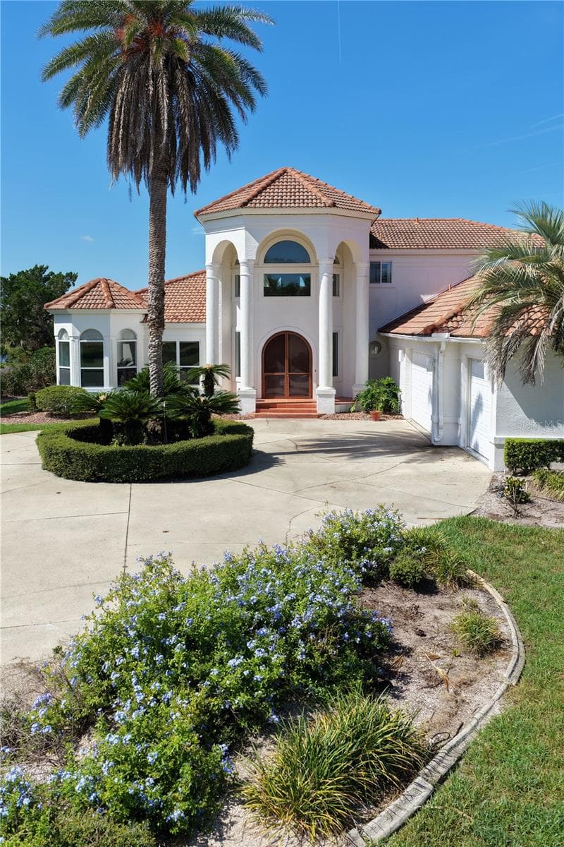 1 CAPRI COURT — photo 65 of 86