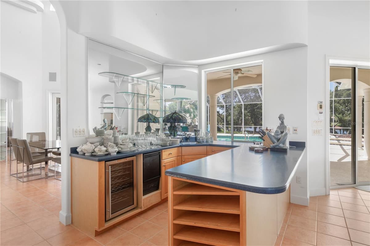 1 CAPRI COURT — photo 20 of 86