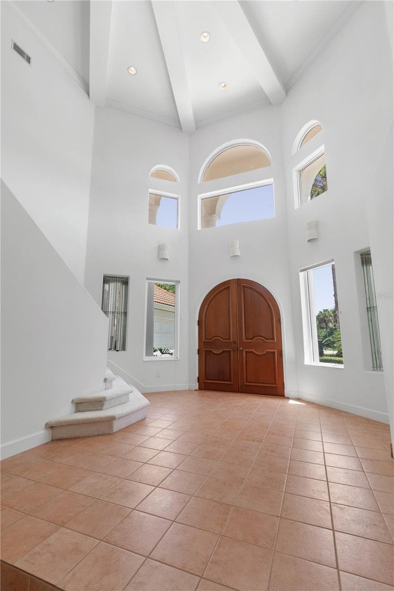 1 CAPRI COURT — photo 11 of 86