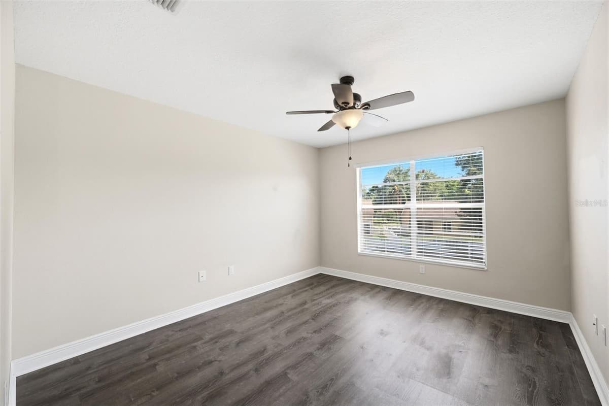 7807 HARDWICK DRIVE — photo 12 of 25