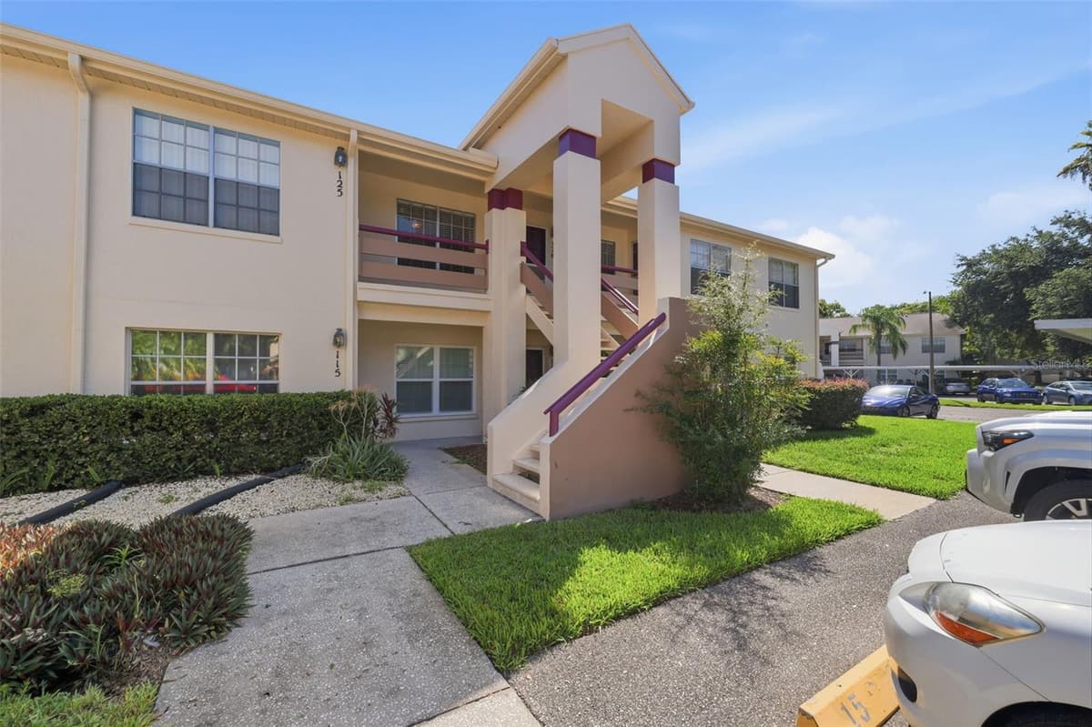 7807 HARDWICK DRIVE — photo 15 of 25