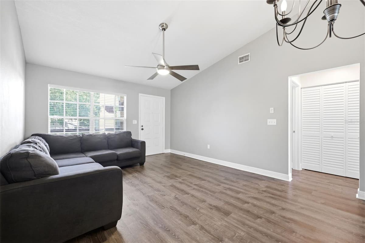 7807 HARDWICK DRIVE — photo 17 of 25
