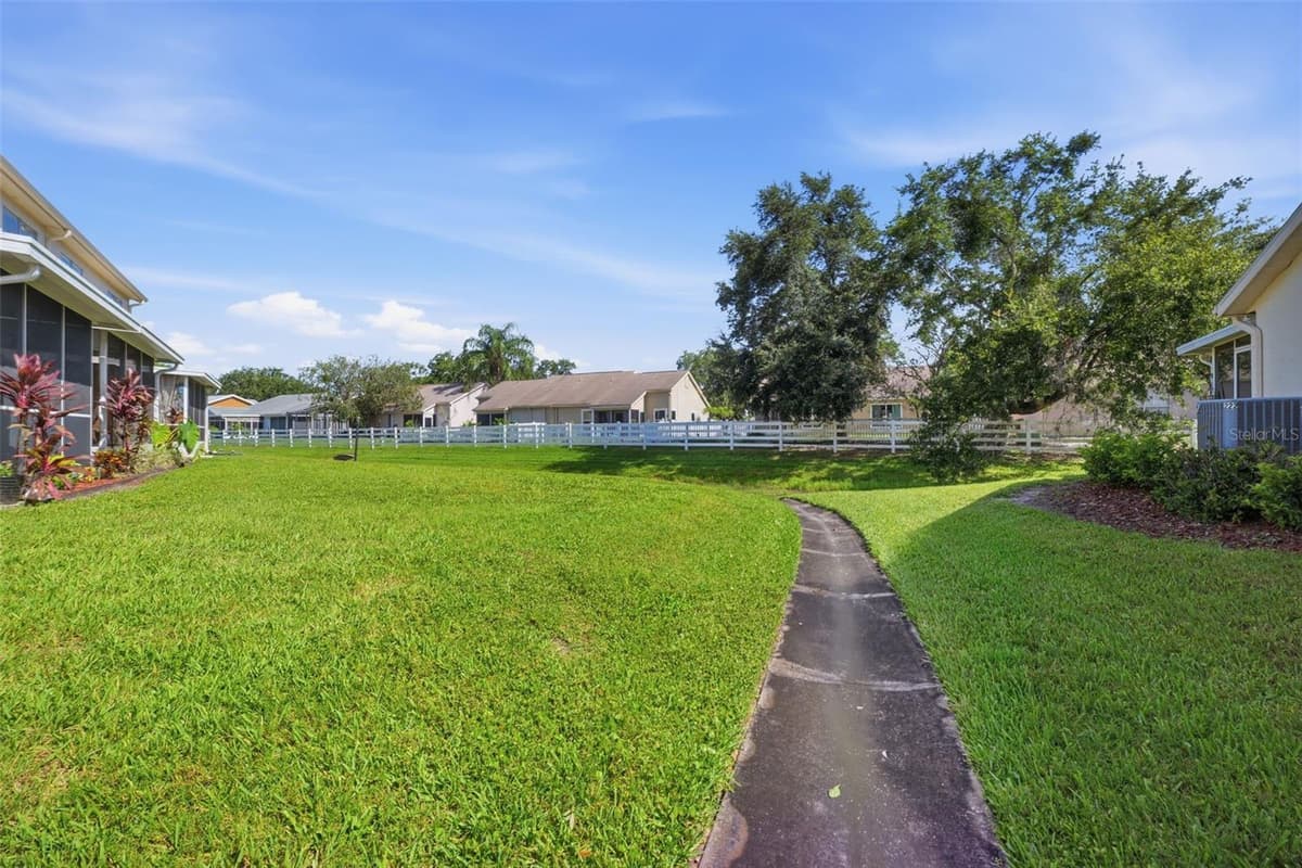 7807 HARDWICK DRIVE — photo 13 of 25