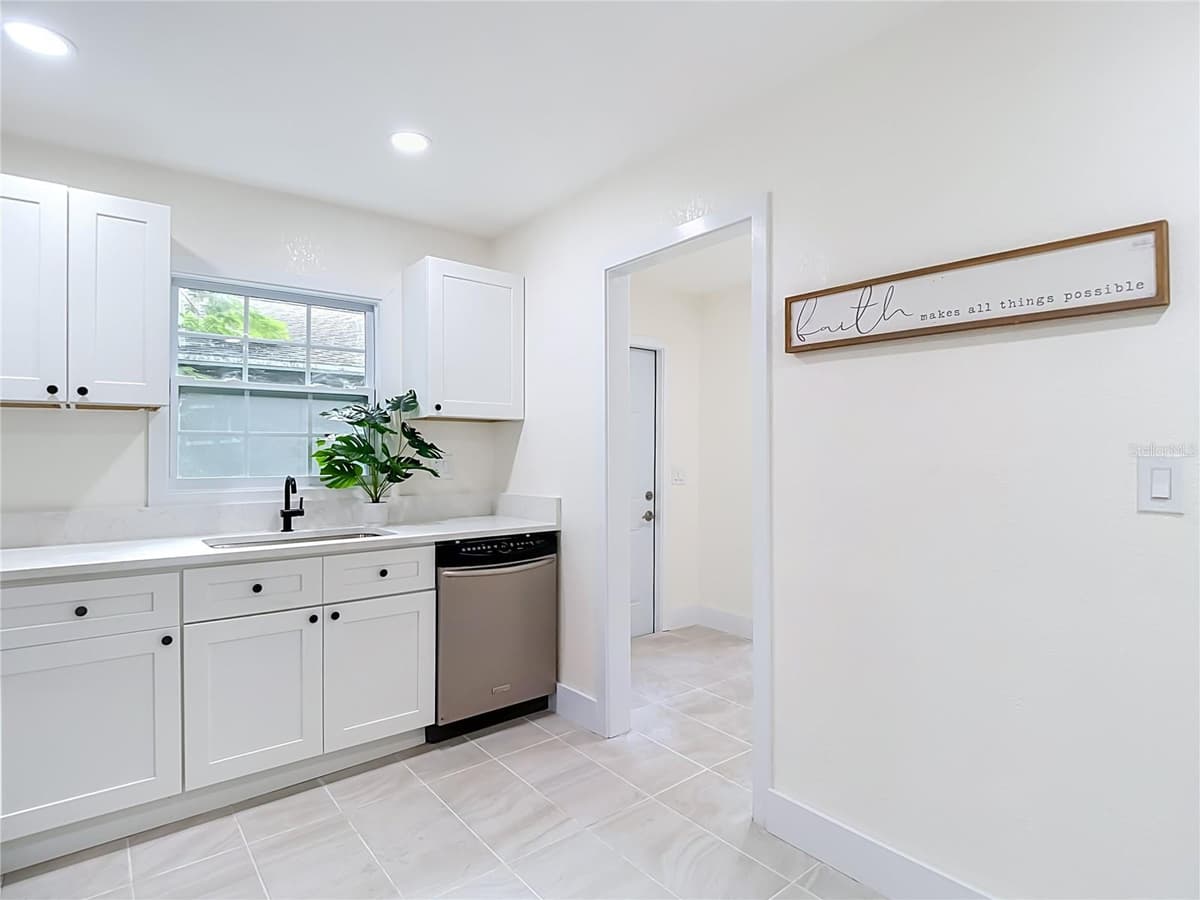 8010 13TH STREET — photo 11 of 43