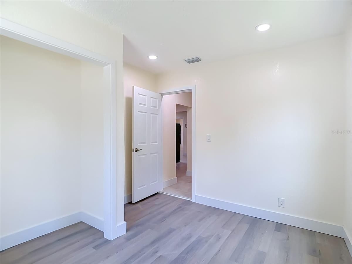 8010 13TH STREET — photo 27 of 43
