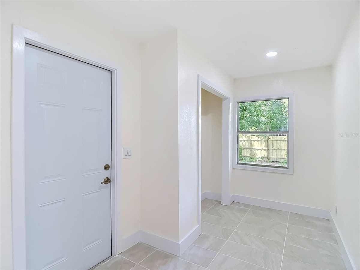 8010 13TH STREET — photo 33 of 43