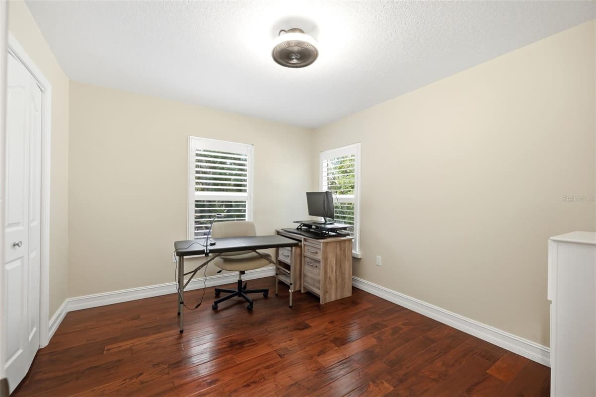 4710 BASSWOOD STREET — photo 18 of 73