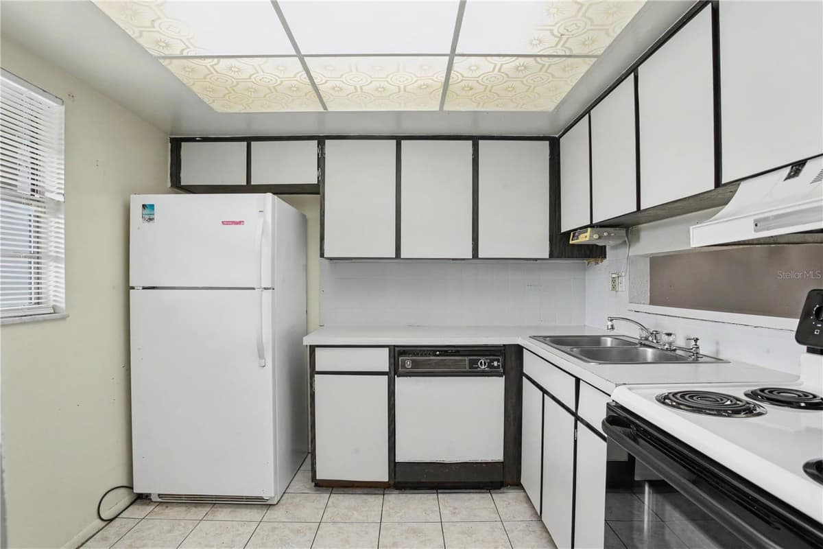 236 MONT BLANC COURT — photo 5 of 20