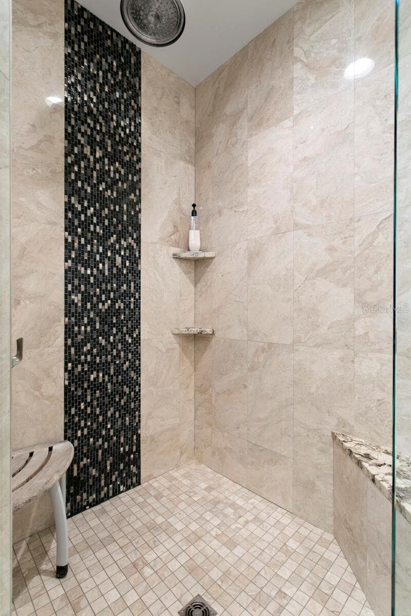 5823 BOWEN DANIEL DRIVE — photo 34 of 70