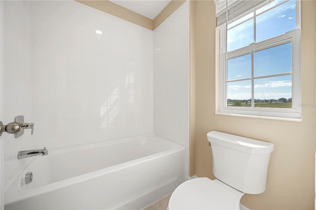2049 HEART LAKE DRIVE — photo 18 of 76