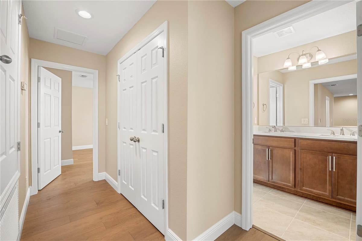 2049 HEART LAKE DRIVE — photo 10 of 76