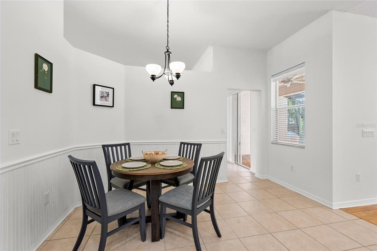 16132 IVY LAKE DRIVE — photo 23 of 61