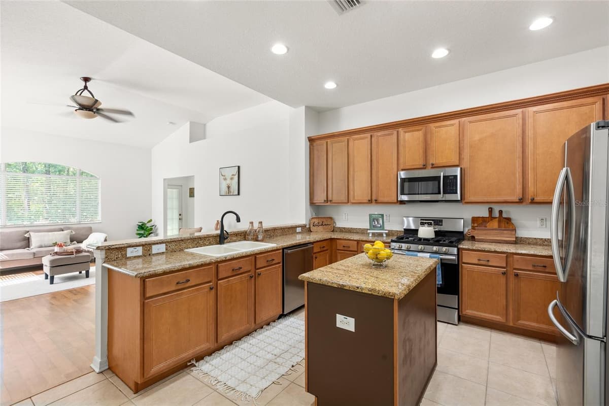 16132 IVY LAKE DRIVE — photo 19 of 61
